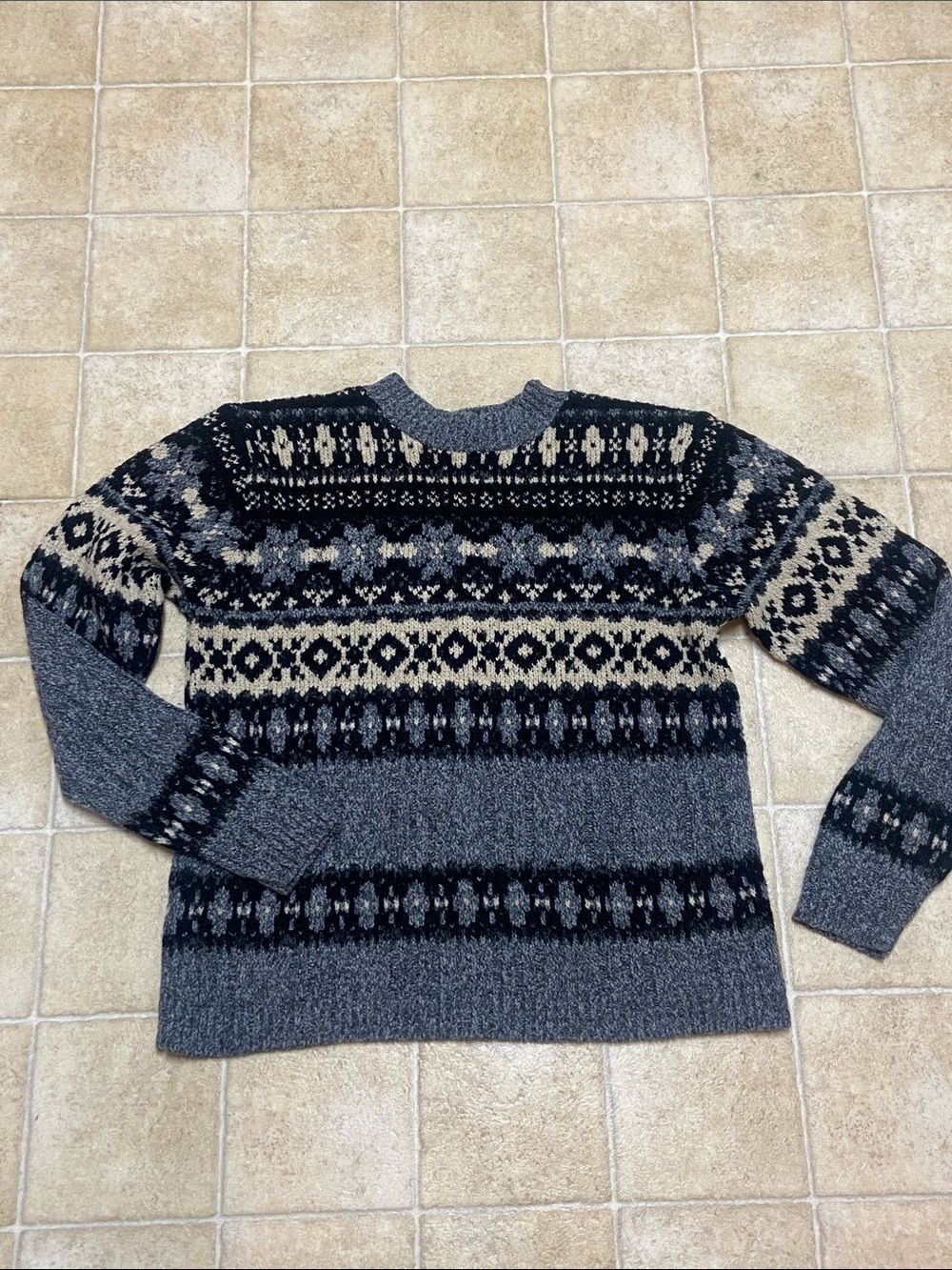 Men's Gray Fair Isle Crewneck Sweater with Black & Cream Pattern Approxi, Sz,S/M